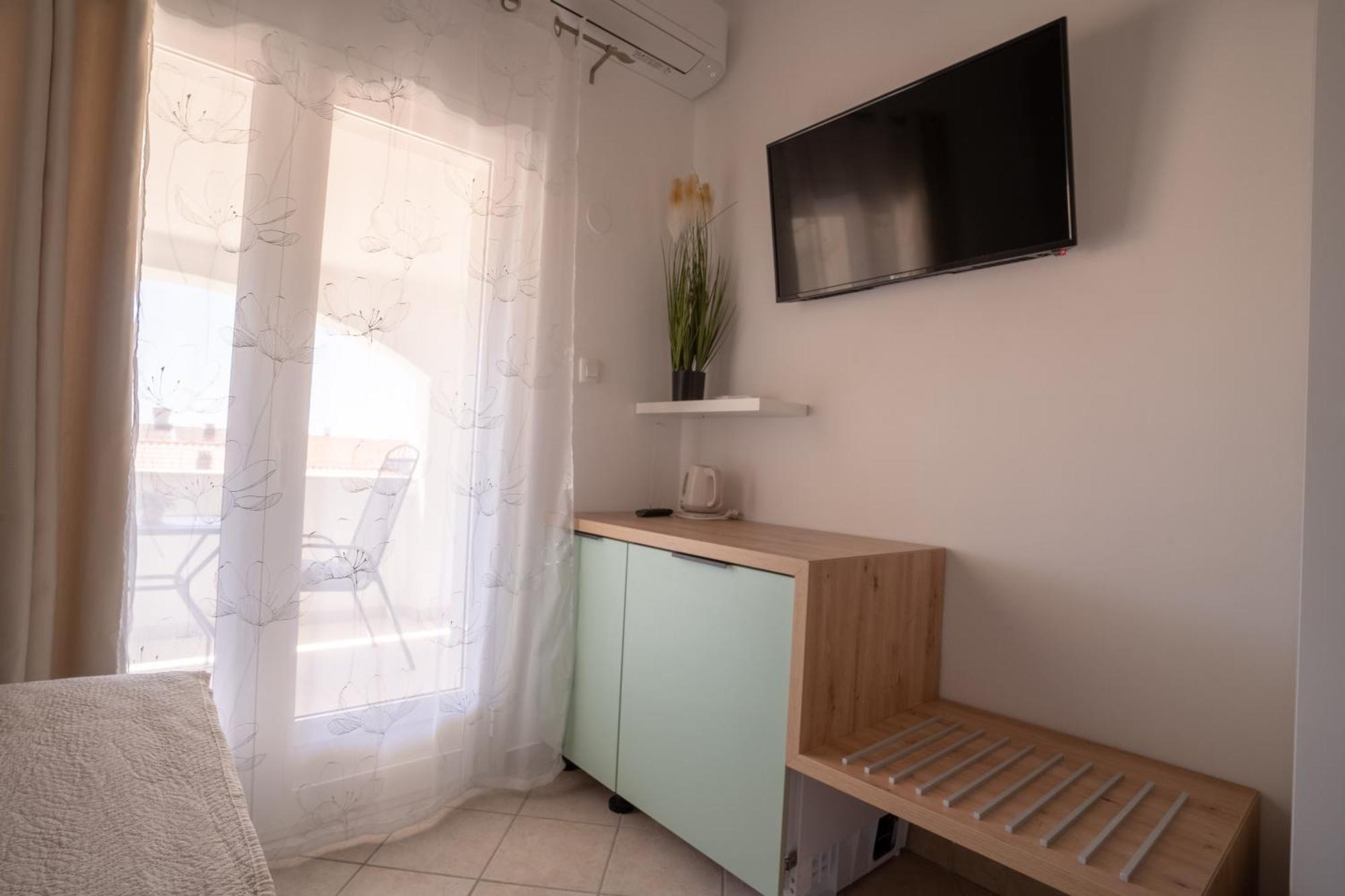 Apartments & Rooms Petra 扎达尔 外观 照片