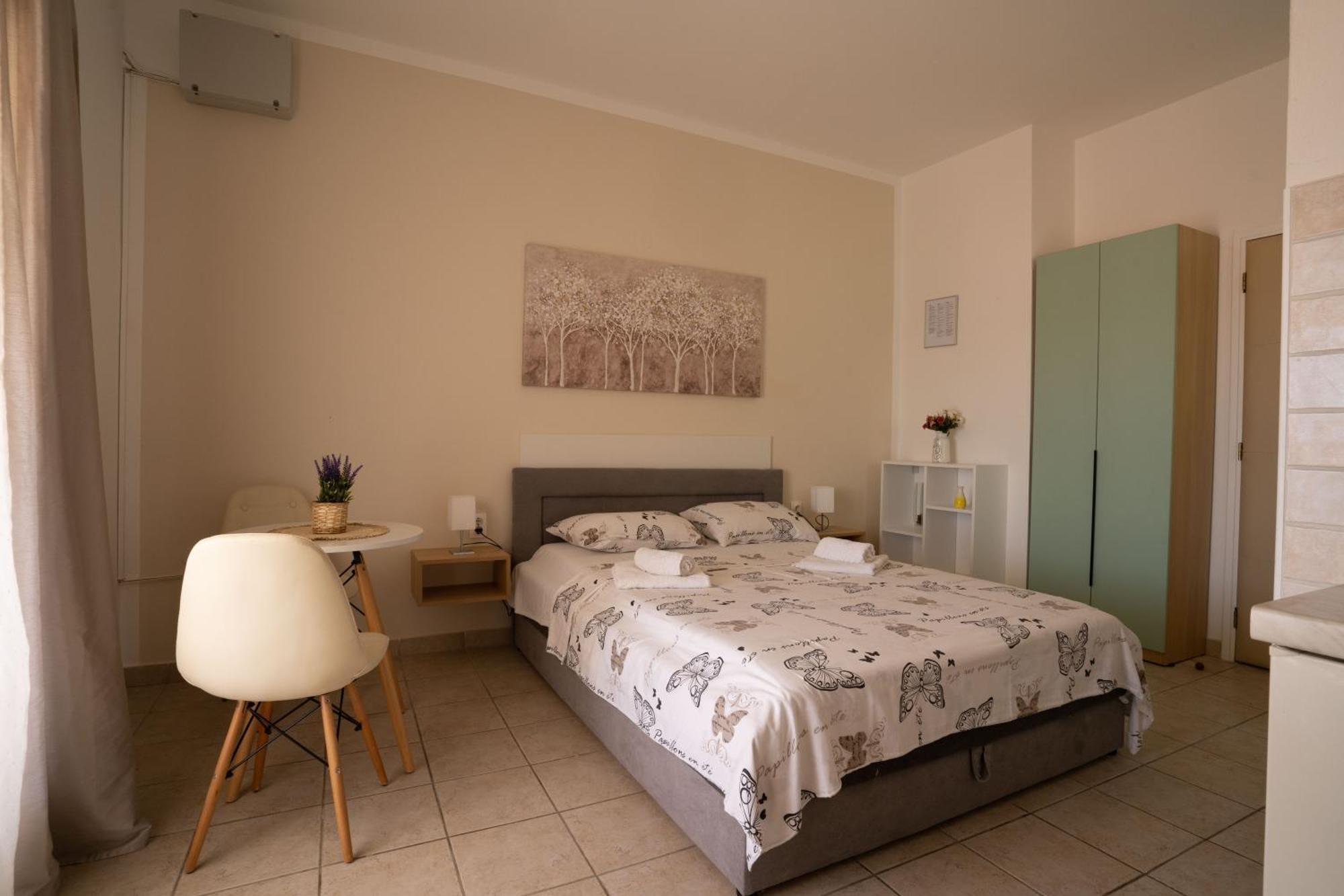 Apartments & Rooms Petra 扎达尔 外观 照片