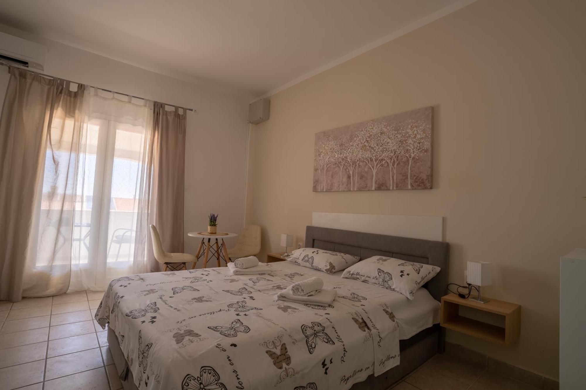 Apartments & Rooms Petra 扎达尔 外观 照片