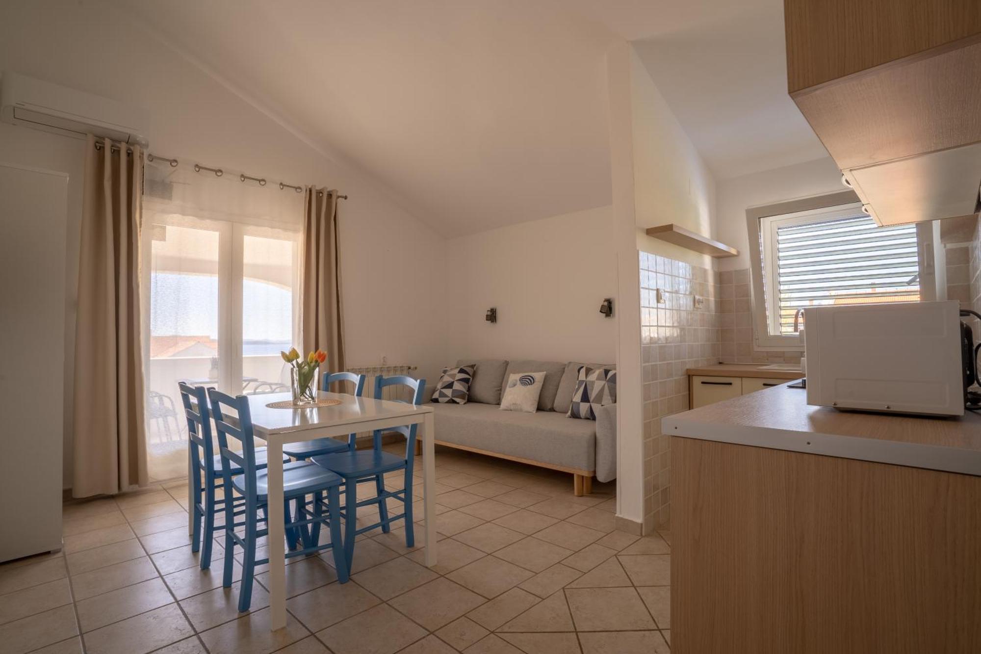 Apartments & Rooms Petra 扎达尔 外观 照片