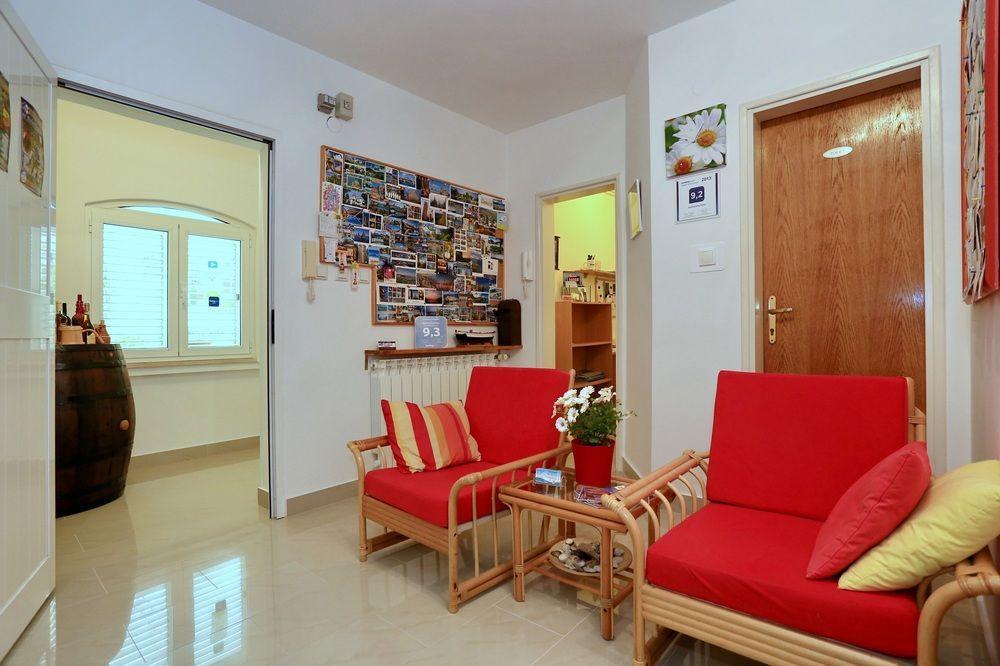 Apartments & Rooms Petra 扎达尔 外观 照片