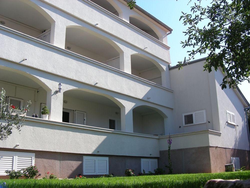 Apartments & Rooms Petra 扎达尔 外观 照片