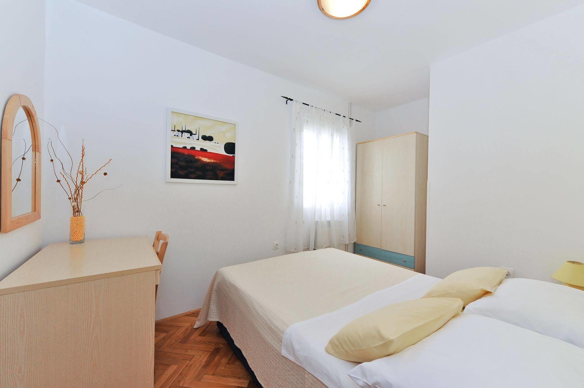 Apartments & Rooms Petra 扎达尔 外观 照片