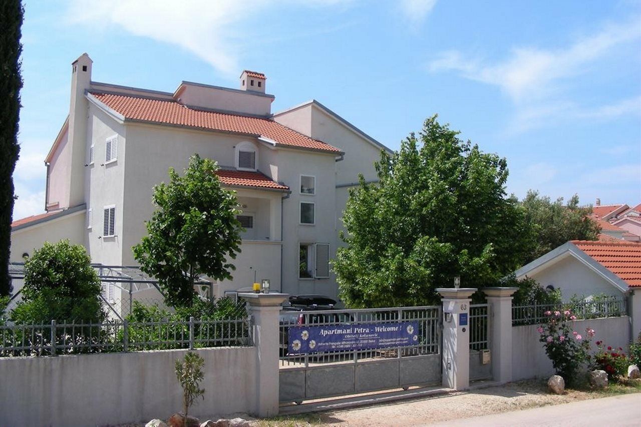 Apartments & Rooms Petra 扎达尔 外观 照片
